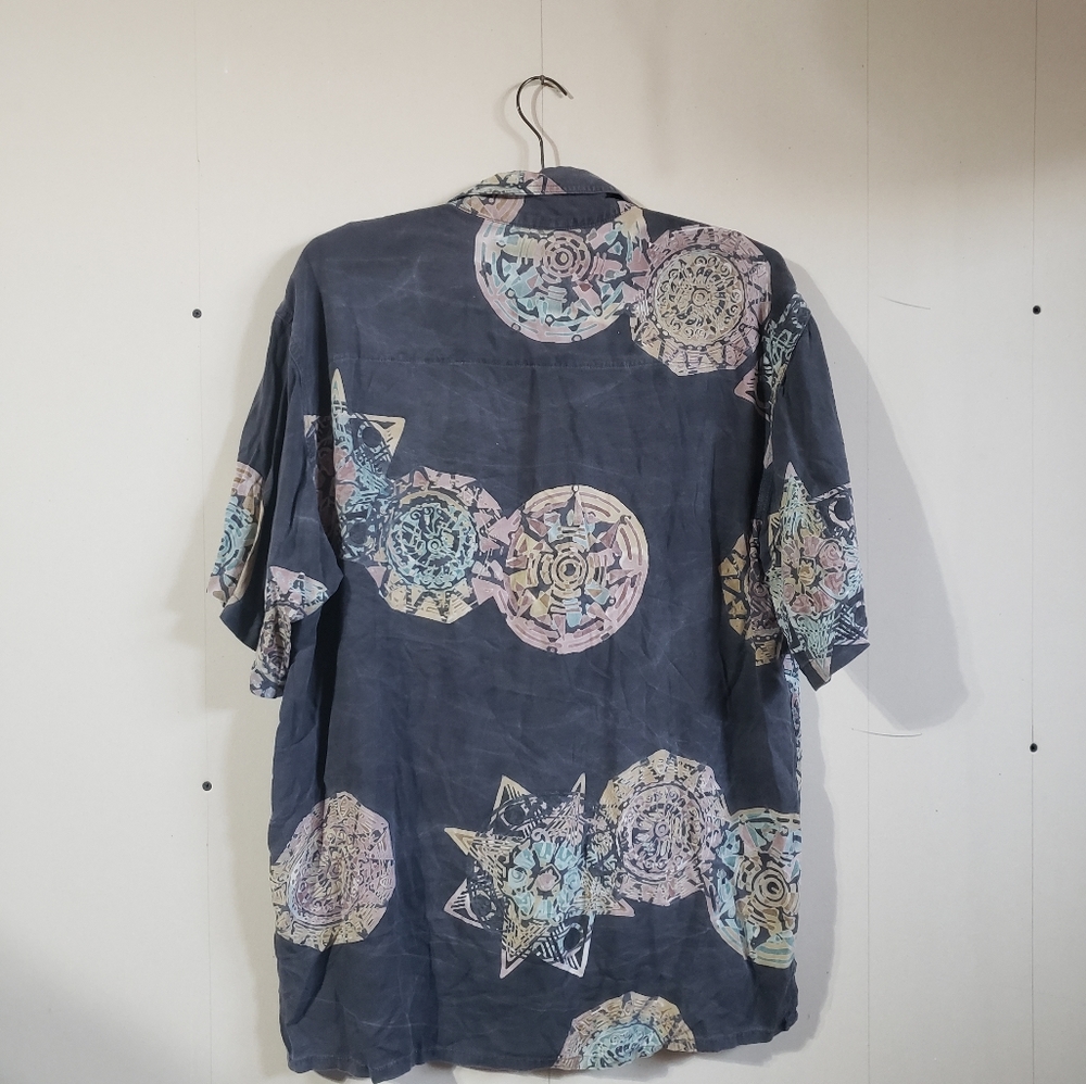 Tugu men's grey colorful Batik button down short sleeve shirt loose fitting sz S - Picture 11 of 15